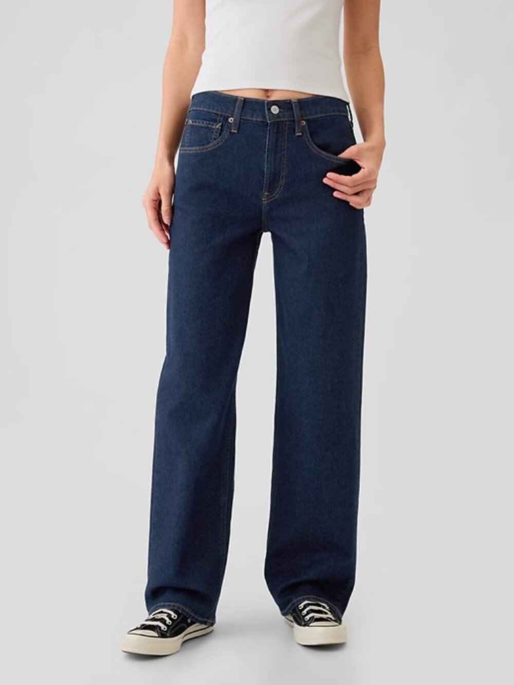 GAP Women's Straight Leg Jeans in Dark Indigo